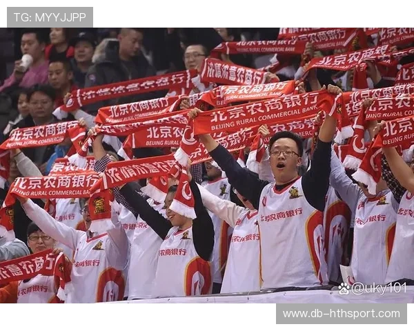 国足头条：内情重磅回归，球迷沸腾！